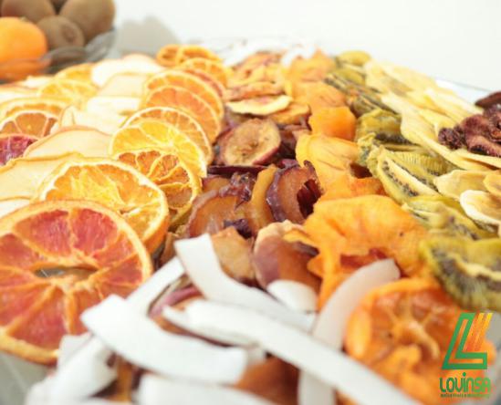 مهم ترین فواید میوه خشک