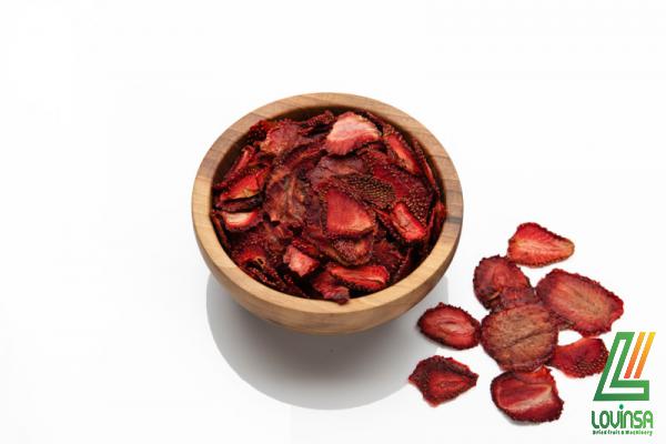 قیمت روز میوه خشک توت فرنگی بسته بندی