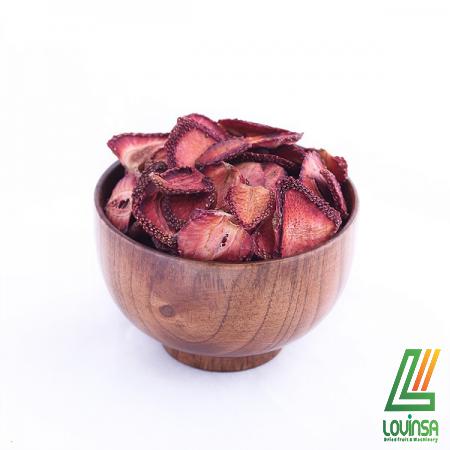 اطلاعاتی درباره میوه خشک توت فرنگی بسته بندی